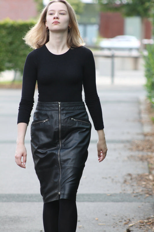 The Skirt That Has It All: Bold and Beautiful